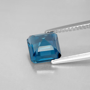 Topaze bleue naturelle taille émeraude, 2,32 ct, VS