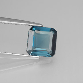 Topaze bleue naturelle taille émeraude, 1,48 ct, VVS-VS