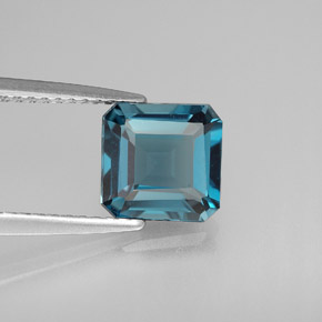 Topaze bleue naturelle taille émeraude, 2,09 ct, VVS-VS