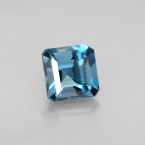 Topaze bleue naturelle taille émeraude, 1,50 ct, VVS-VS