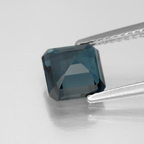 Topaze bleue naturelle taille émeraude, 1,91 ct, VVS