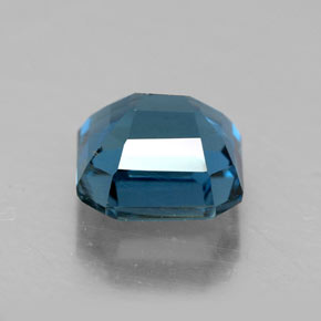 Topaze bleue naturelle taille émeraude, 2,50 ct, VS