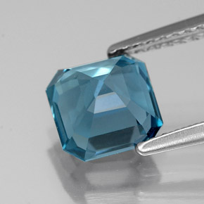 Topaze bleue naturelle taille émeraude, 2,09 ct, VVS-VS
