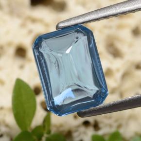 Topaze bleue naturelle taille émeraude, 1,80 ct, transparent