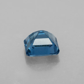 Topaze bleue naturelle taille émeraude, 1,40 ct, VVS-VS