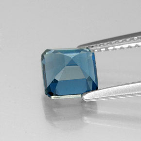 Topaze bleue naturelle taille émeraude, 1,48 ct, VVS