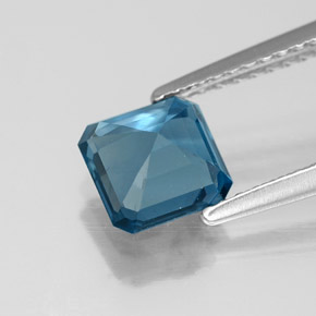 Topaze bleue naturelle taille émeraude, 1,40 ct, VVS