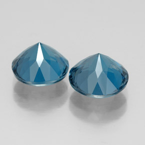 Achetez naturel ct bleue topaze gems, coupe roude, en provenance brésil chez gemselect. en stock, livraison internationale!