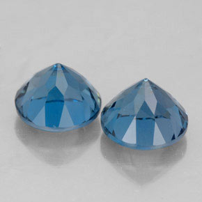 Achetez naturel ct bleue topaze gems, coupe roude, en provenance brésil chez gemselect. en stock, livraison internationale!