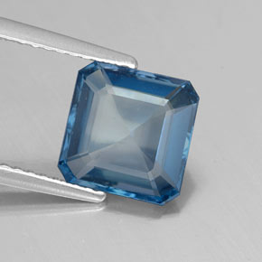 Topaze bleue naturelle taille émeraude, 2,72 ct, VS