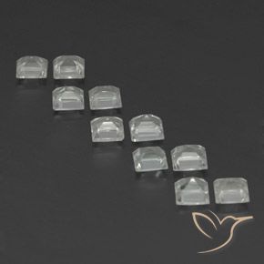 Shop natural 4.40ct Blanc chaud Topaze gems, Carré, from Brésil at GemSelect. In stock, global shipping!