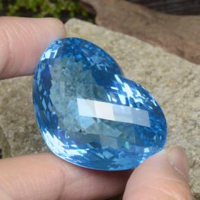 Topaze bleue naturelle forme de coeur, 137,65 ct, VVS