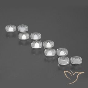 Shop natural 4.17ct Blanc clair Topaze gems, Coussin, from Brésil at GemSelect. In stock, global shipping!