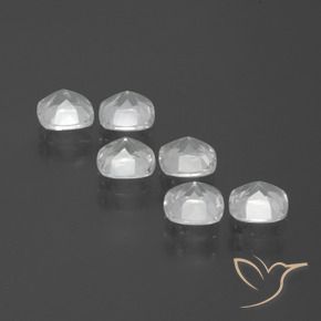 Shop natural 2.89ct Blanc Topaze gems, Coussin, from Brésil at GemSelect. In stock, global shipping!