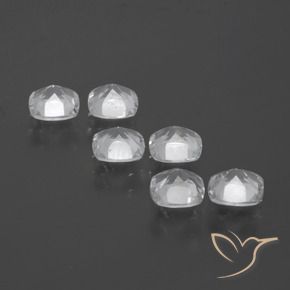 Shop natural 3.09ct Blanc Topaze gems, Coussin, from Brésil at GemSelect. In stock, global shipping!
