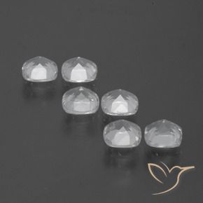 Shop natural 3.12ct Blanc clair Topaze gems, Coussin, from Brésil at GemSelect. In stock, global shipping!