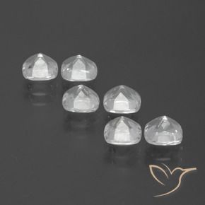 Achetez naturel 2.64ct Blanc Topaze gems, Coupe coussin, En provenance Brésil chez GemSelect. En stock, livraison internationale!