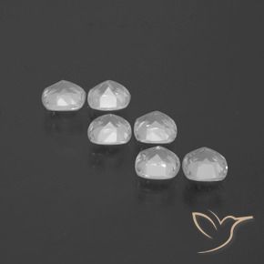 Shop natural 3.19ct Blanc Topaze gems, Coussin, from Brésil at GemSelect. In stock, global shipping!