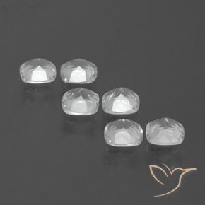 Shop natural 2.73ct Blanc clair Topaze gems, Coussin, from Brésil at GemSelect. In stock, global shipping!