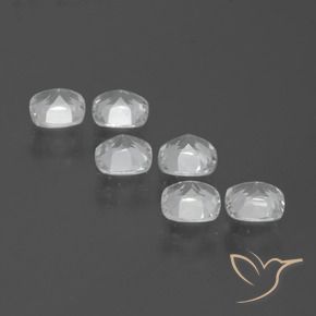 Shop natural 2.75ct Blanc clair Topaze gems, Coussin, from Brésil at GemSelect. In stock, global shipping!