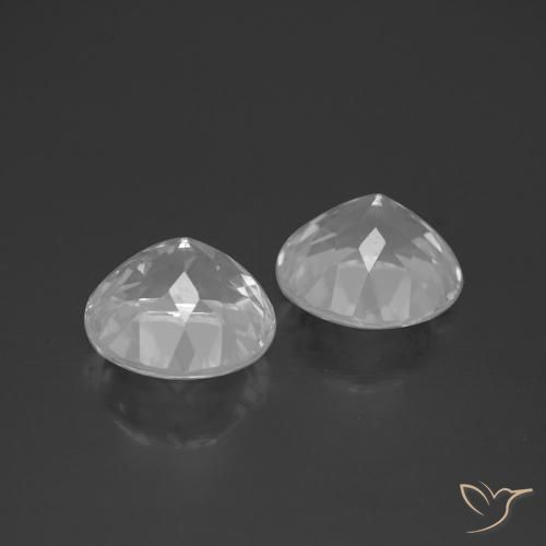 Shop natural 7.00ct Blanc clair Topaze gems, Tour, from Brésil at GemSelect. In stock, global shipping!