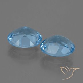 Shop natural 6.63ct Bleu Suisse Topaze gems, ovale, from Brésil at GemSelect. In stock, global shipping!