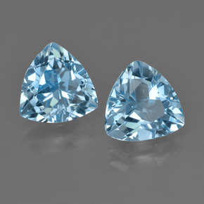 Achetez naturel 5.56ct Bleu ciel Topaze gems, Trillion, En provenance Brésil chez GemSelect. En stock, livraison internationale!