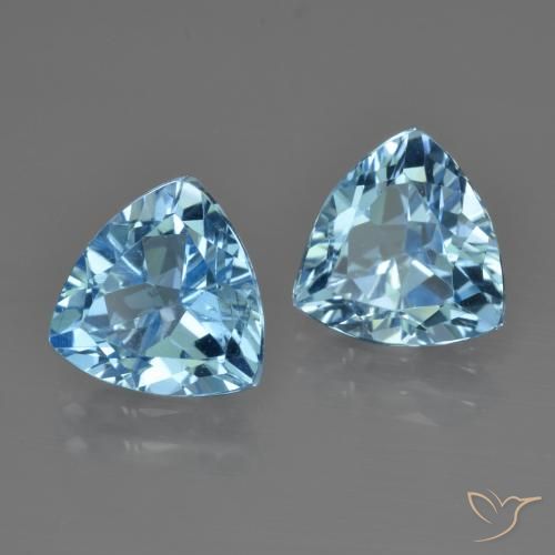 Achetez naturel 5.74ct Bleu Suisse Topaze gems, Trillion, En provenance Brésil chez GemSelect. En stock, livraison internationale!