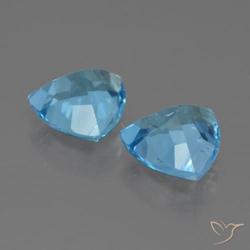 Achetez naturel 5.74ct Bleu Suisse Topaze gems, Trillion, En provenance Brésil chez GemSelect. En stock, livraison internationale!