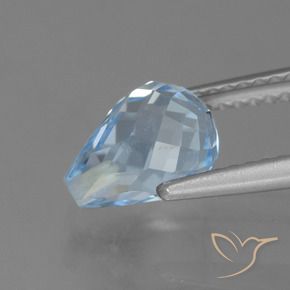 Topaze Bleu ciel naturelle Briolette, 2.46 ct, VS