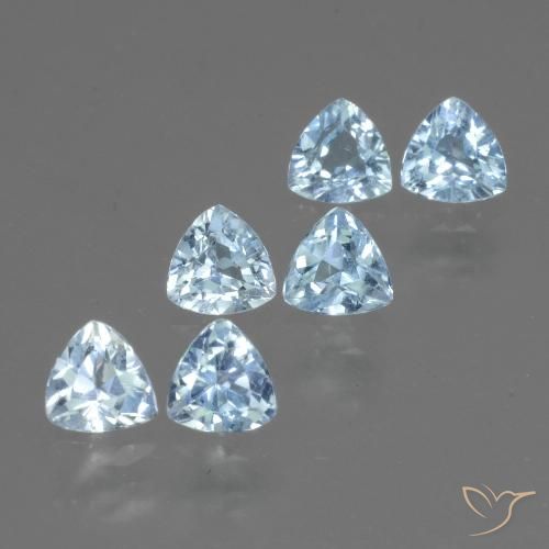 Achetez naturel 1.86ct Bleu ciel Topaze gems, Trillion, En provenance Brésil chez GemSelect. En stock, livraison internationale!