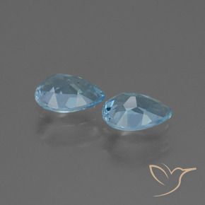 Shop natural 1.73ct Bleu Suisse Topaze gems, En forme de poire, from Brésil at GemSelect. In stock, global shipping!