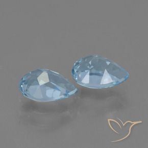 Shop natural 1.86ct Bleu Suisse Topaze gems, En forme de poire, from Brésil at GemSelect. In stock, global shipping!