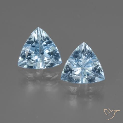2.57ctw Naturel Bleu ciel Topaze, Trillion, VS