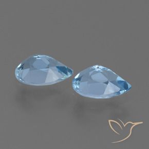 Shop natural 1.81ct Bleu Suisse Topaze gems, En forme de poire, from Brésil at GemSelect. In stock, global shipping!