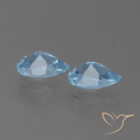 Shop natural 1.65ct Bleu Suisse Topaze gems, En forme de poire, from Brésil at GemSelect. In stock, global shipping!