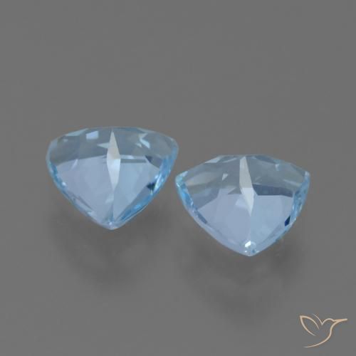 Shop natural 2.28ct Bleu ciel Topaze gems, Trillion, from Brésil at GemSelect. In stock, global shipping!