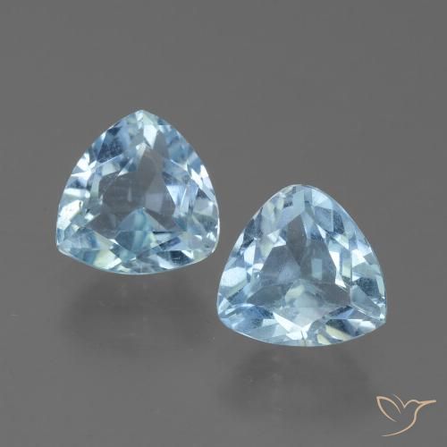2.79ctw Naturel Bleu ciel Topaze, Trillion, VS