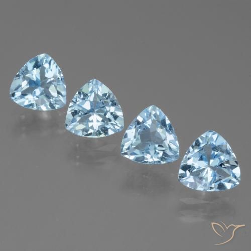 5.68ctw Naturel Bleu ciel Topaze, Trillion, VVS-VS