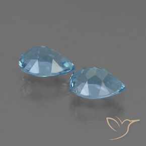 Shop natural 1.70ct Bleu Suisse Topaze gems, En forme de poire, from Brésil at GemSelect. In stock, global shipping!