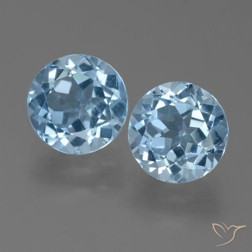 4.67ctw Naturel Bleu ciel Topaze, Tour, VVS-VS