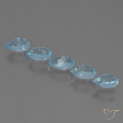 Shop natural 2.79ct Bleu Suisse Topaze gems, En forme de poire, from Brésil at GemSelect. In stock, global shipping!