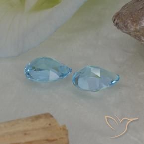 Shop natural 1.75ct Bleu ciel Topaze gems, En forme de poire, from Brésil at GemSelect. In stock, global shipping!