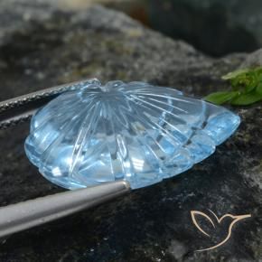 Topaze Bleu Suisse naturelle Taille Fleur, 14.95 ct, Transparent