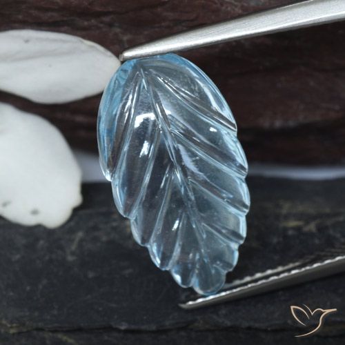 Topaze Bleu Suisse naturelle Fantaisie, 6.89 ct, Transparent