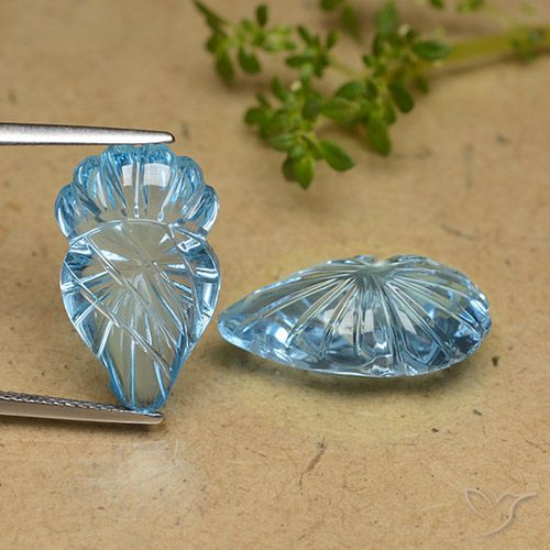 Shop natural 24.81ct Bleu Suisse Topaze gems, Fantaisie, from Brésil at GemSelect. In stock, global shipping!