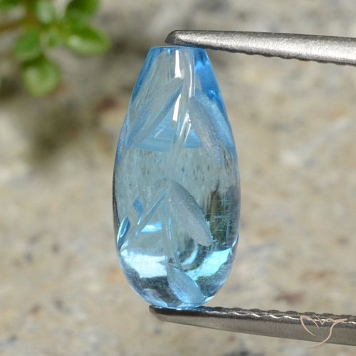 Topaze Bleu Suisse naturelle Fantaisie, 4.11 ct, Transparent