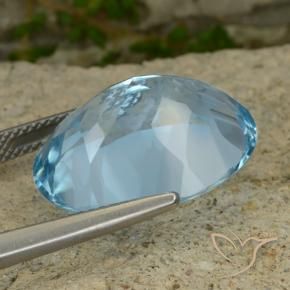 Topaze Bleu ciel naturelle ovale, 21.61 ct, VVS