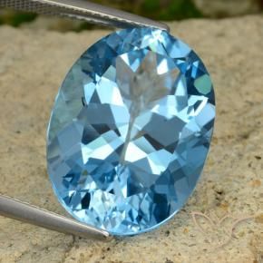 Topaze Bleu Suisse naturelle ovale, 22.63 ct, VVS