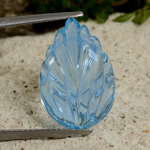 8.57ct Naturel Bleu Suisse Topaze, Taille Fleur, Transparent